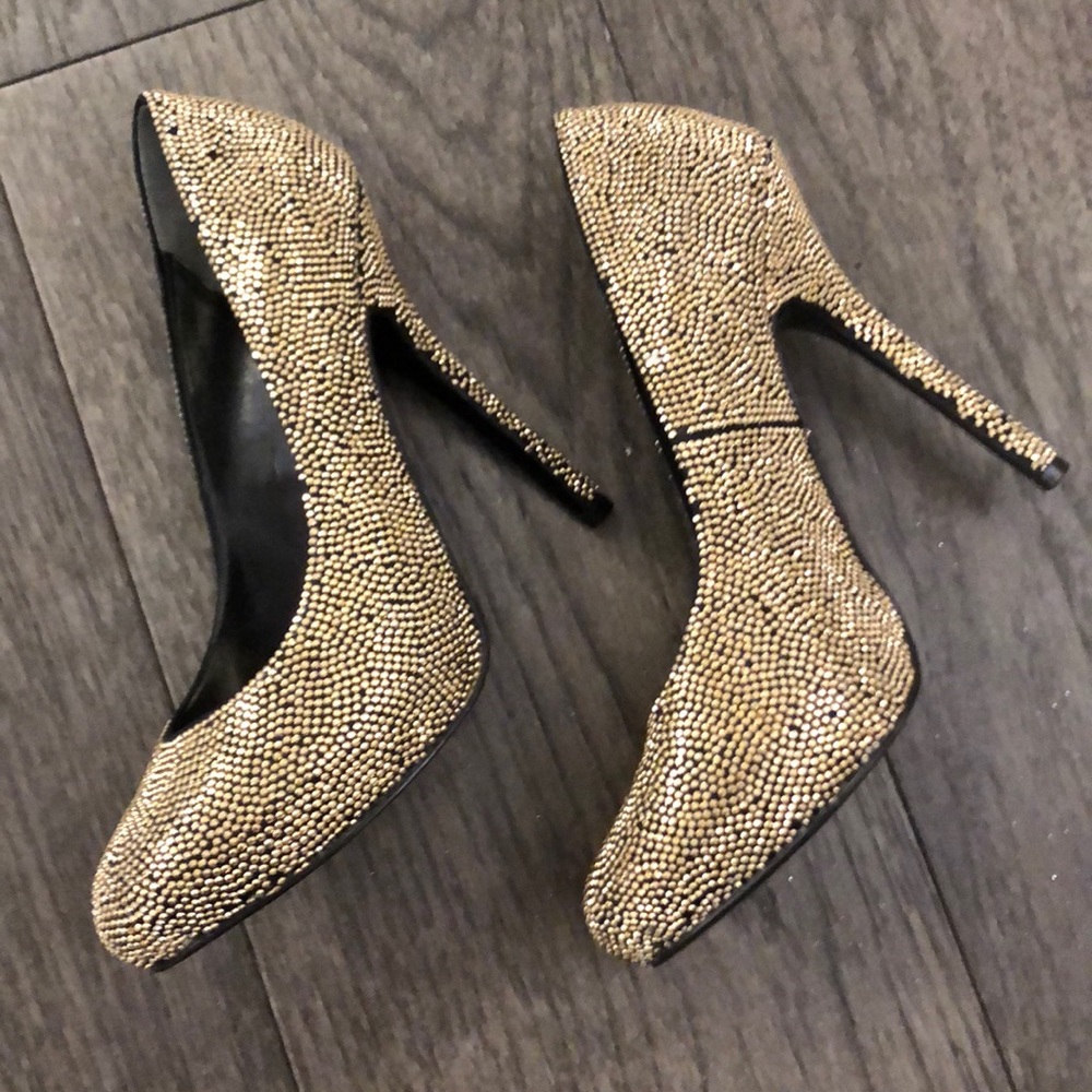 Nina’s Woman’s pumps - Picture 2 of 7